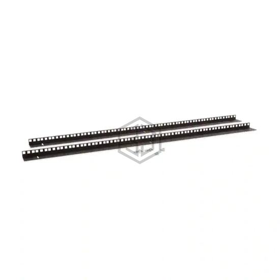 3150-3-001-22 - Kendall Howard - Box Accessories