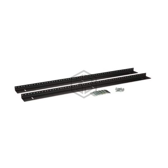 3150-3-002-18 - Kendall Howard - Box Accessories