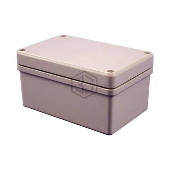 R111-083-000 - Hammond Manufacturing - Boxes