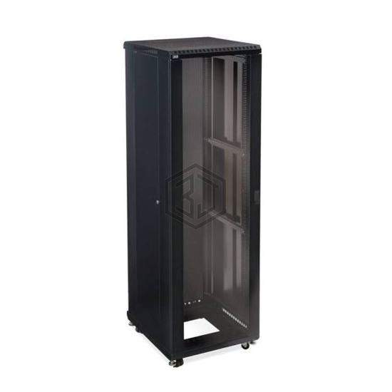 3101-3-024-42 - Kendall Howard - Boxes