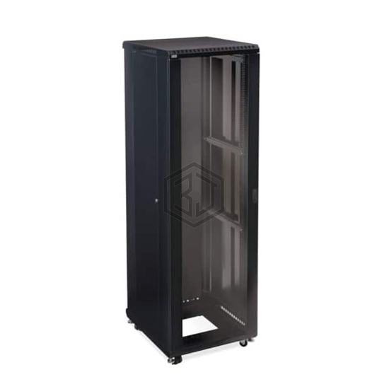 3103-3-024-42 - Kendall Howard - Boxes