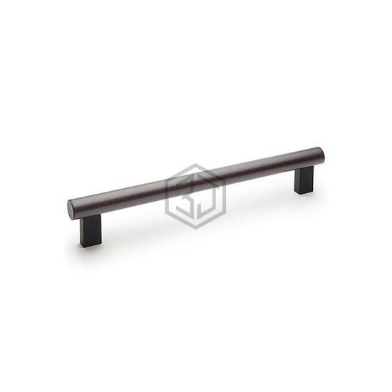37826 - Elesa USA Corporation - Handles