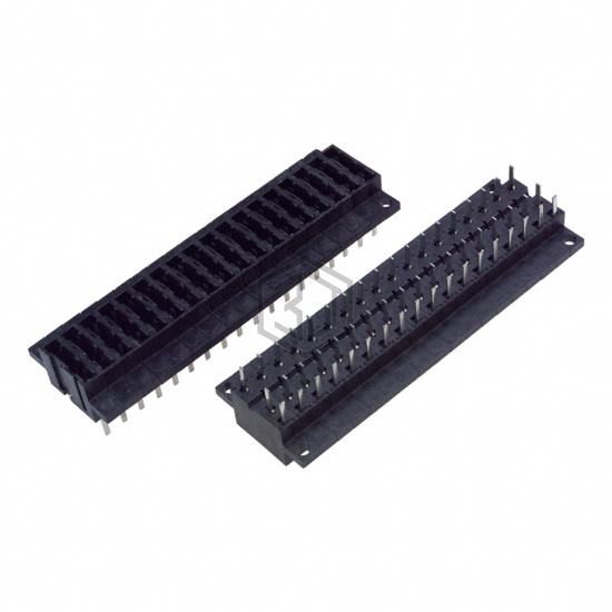 04820018ZXP - Littelfuse Inc. - Fuseholders
