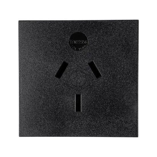741W-E/02 - Qualtek - Power Entry Connectors - Inlets, Outlets, Modules