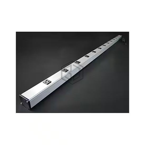 B872405 - Wiremold - Power Distribution, Surge Protectors