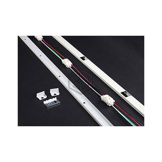 B872258 - Wiremold - Power Distribution, Surge Protectors