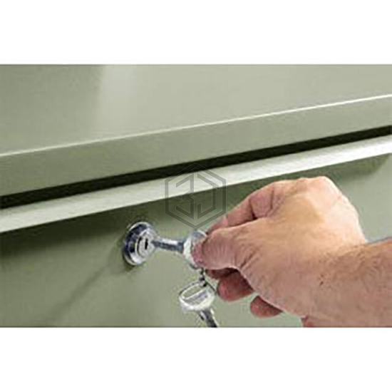 706389 - Global Industrial - Workbenches and Stations - Accessories